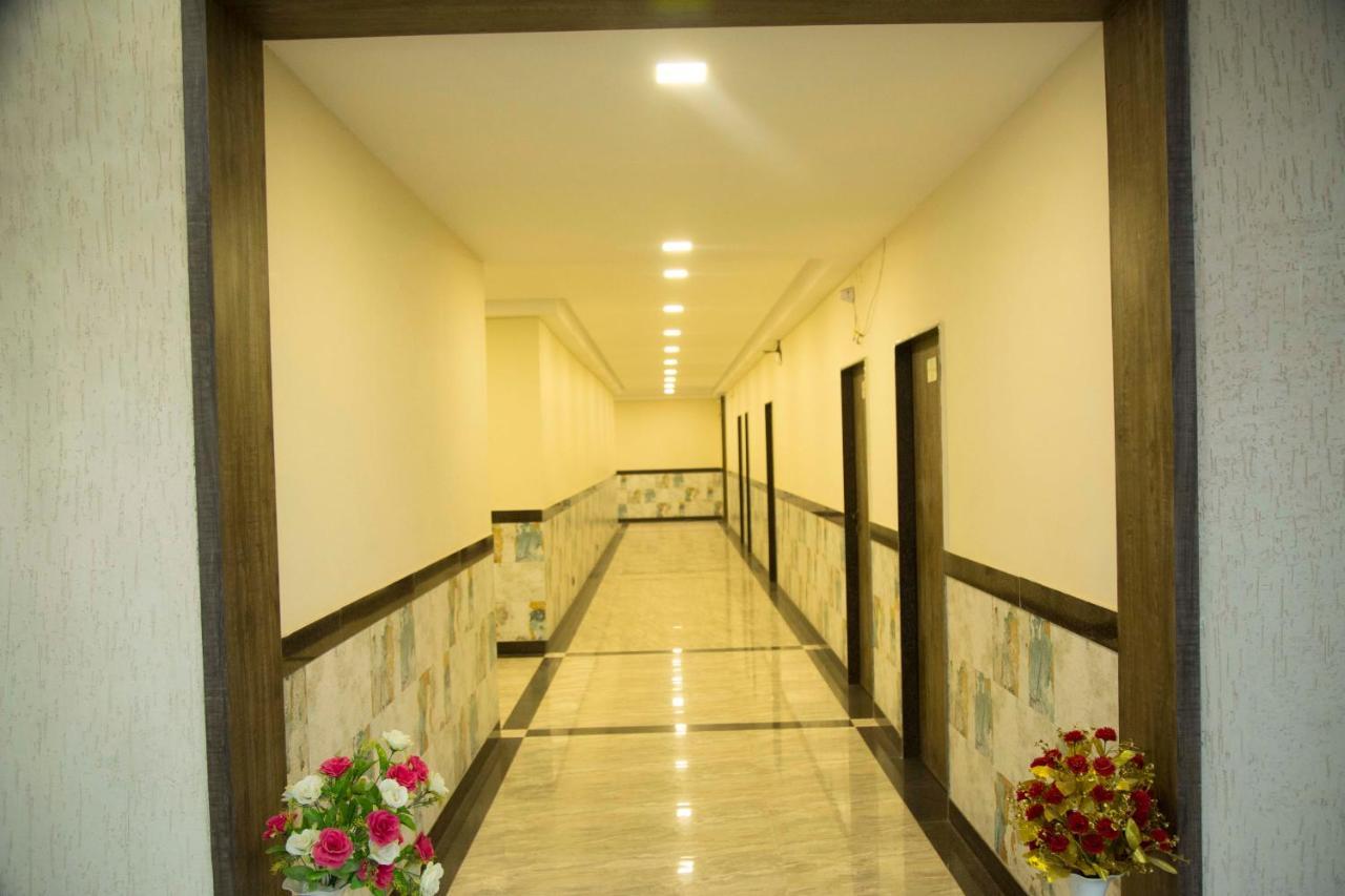 Hotel The Mewar Dabok Buitenkant foto