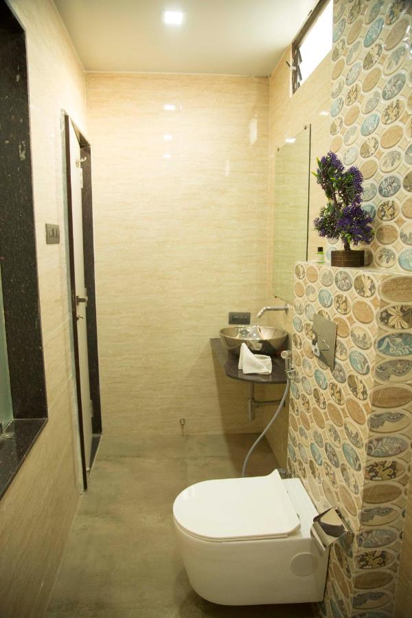 Hotel The Mewar Dabok Buitenkant foto